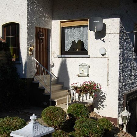 6 Schulstrasse Apartamento Biebertal Exterior foto